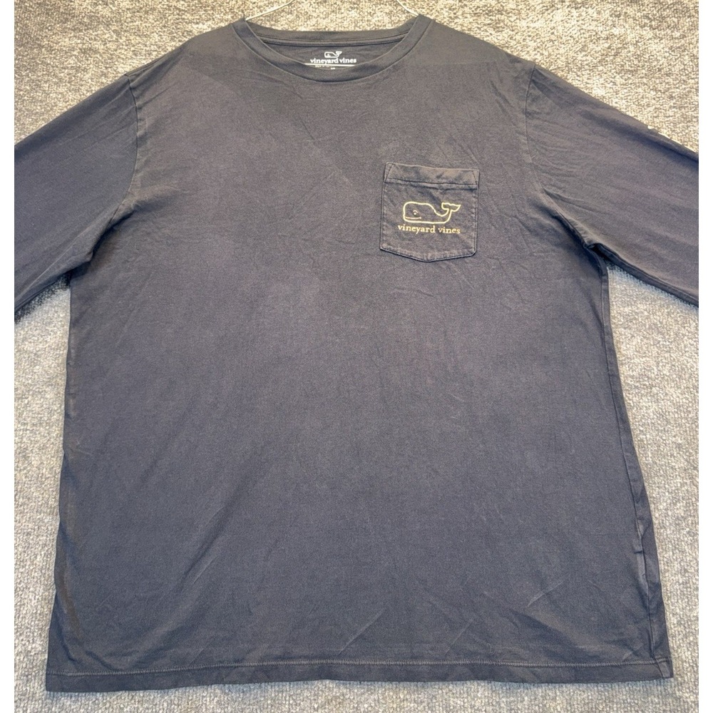 Vineyard Vines Men's XL Navy Long Sleeve Pocket T-Shirt Whale Logo Graphic - Picture 2 of 10